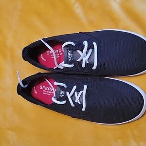 Sperry Black Casual Shoes Size Big Kids 6.5